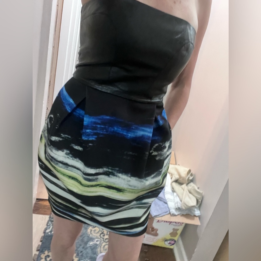 Sachin + Babi Black and Multicolor Mini Dress Sz 4. Strapless leather bustier
